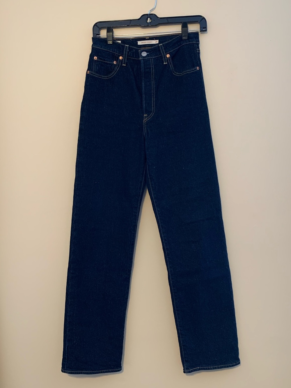 Levi’s Premium Ribcage Straight high rise dark wash jeans full length Size 26/32